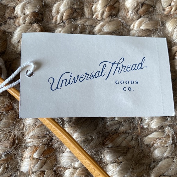 Universal Thread straw handbag - Picture 2 of 8